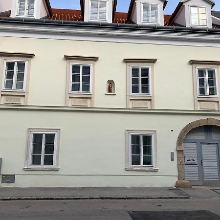 Paky Appartements 00316 Bruck an der Leitha Zewnętrze zdjęcie